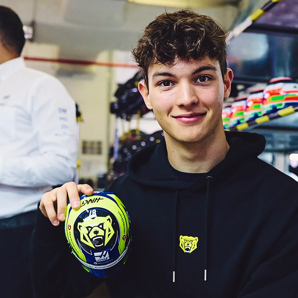 Bell HP77 Oliver Bearman 1:2 Scale F1 Mini Helmet | Haas 2025 F1 Season